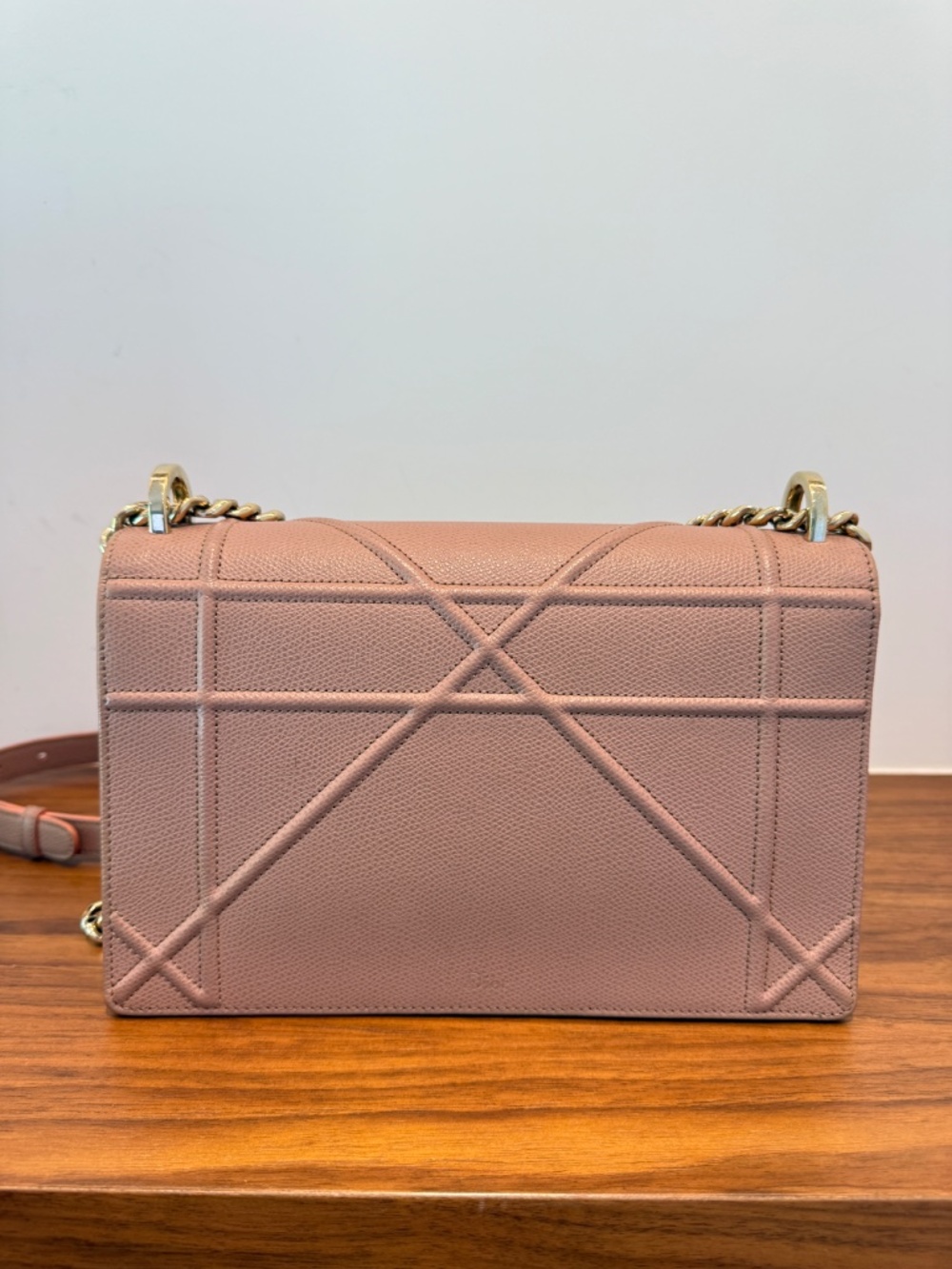 Christian Dior Grained Calfskin Medium Diorama Flap Bag Beige - Picture 9 of 12